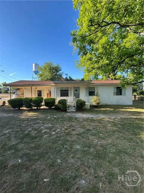 2645 E Elm Street