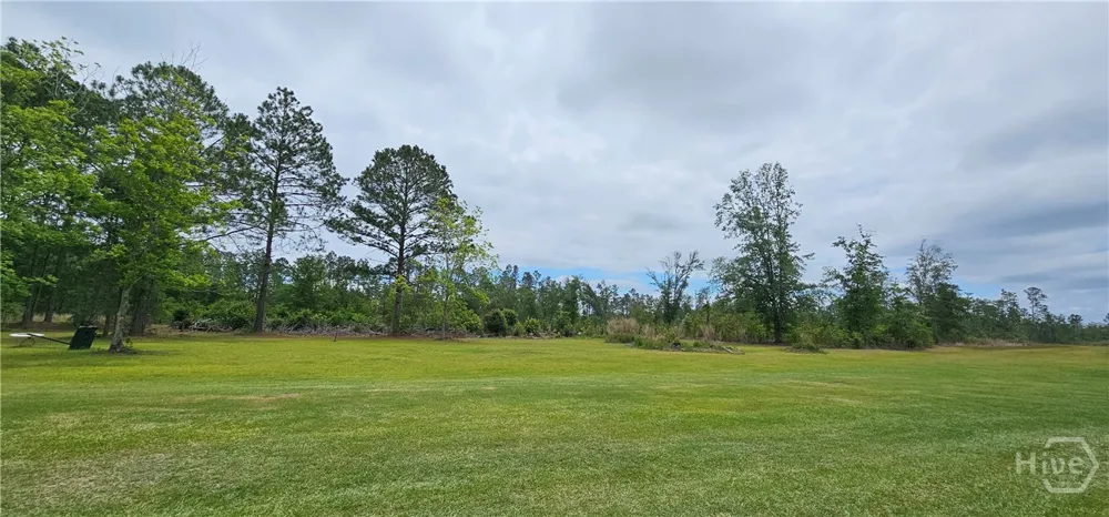 13637 HWY 23 Glennville, GA 30427
