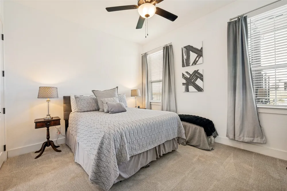 43 Ohanlon Drive Van Alstyne, TX 75495