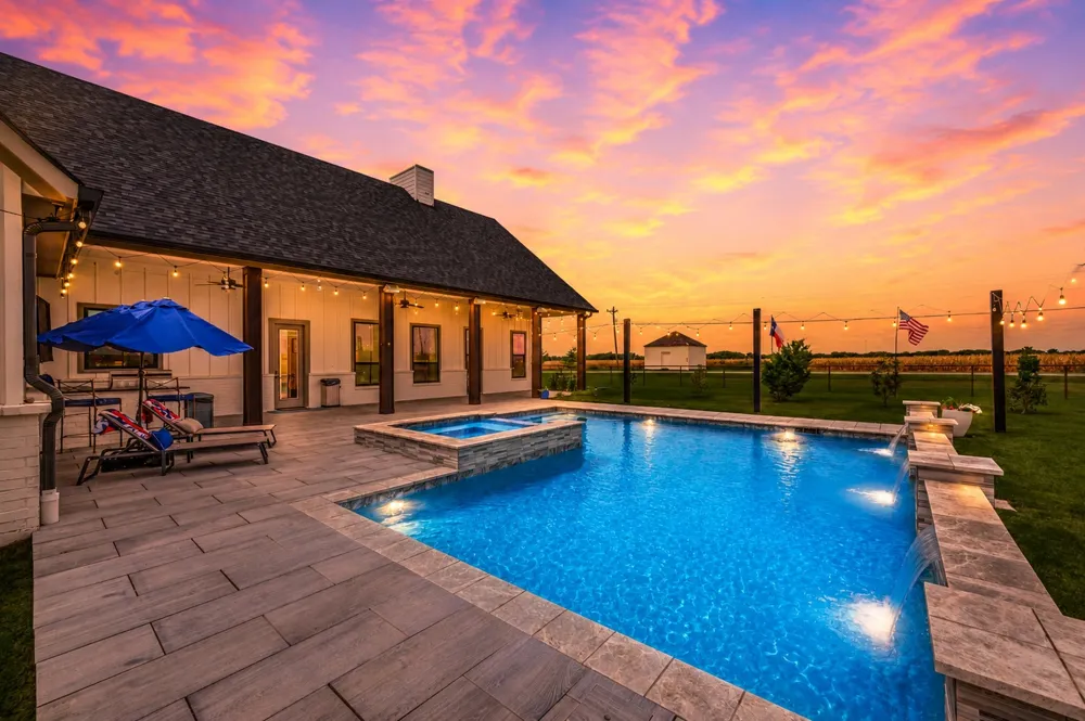 43 Ohanlon Drive Van Alstyne, TX 75495