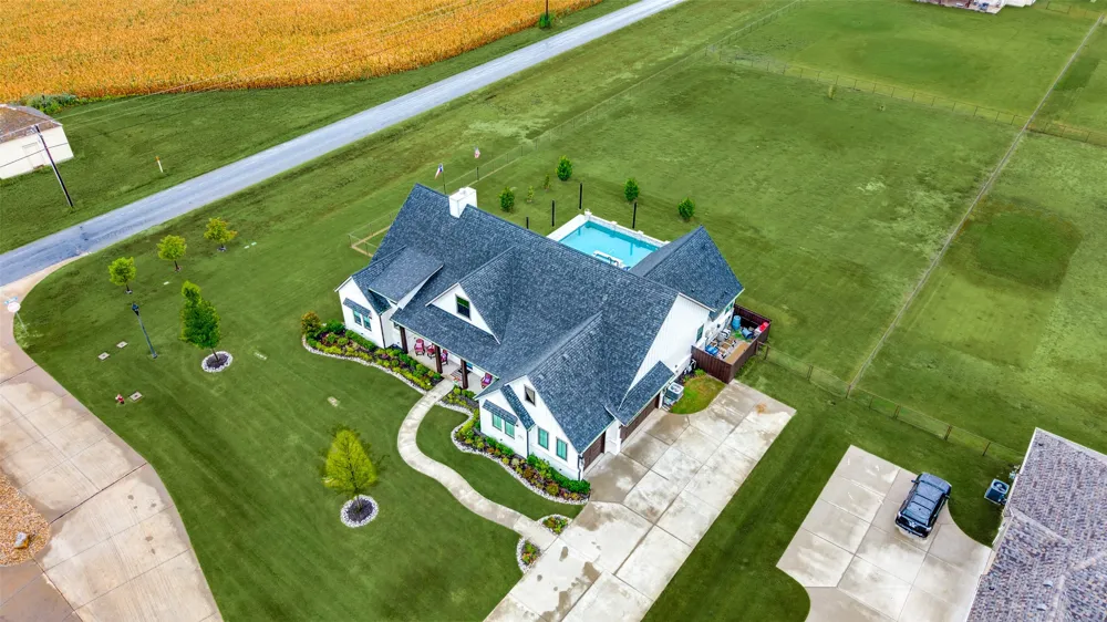 43 Ohanlon Drive Van Alstyne, TX 75495