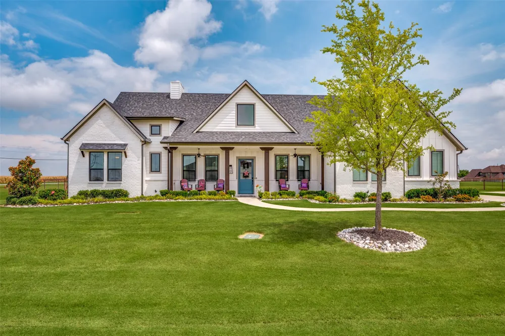 43 Ohanlon Drive Van Alstyne, TX 75495