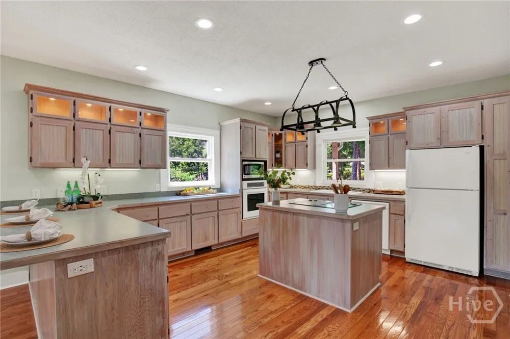 725 Blue Gill Road Ellabell, GA 31308