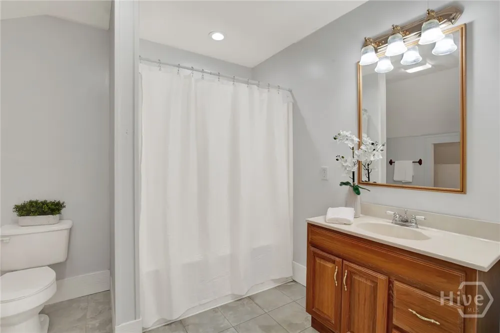725 Blue Gill Road Ellabell, GA 31308
