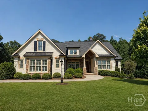 2221 Gentry Lane