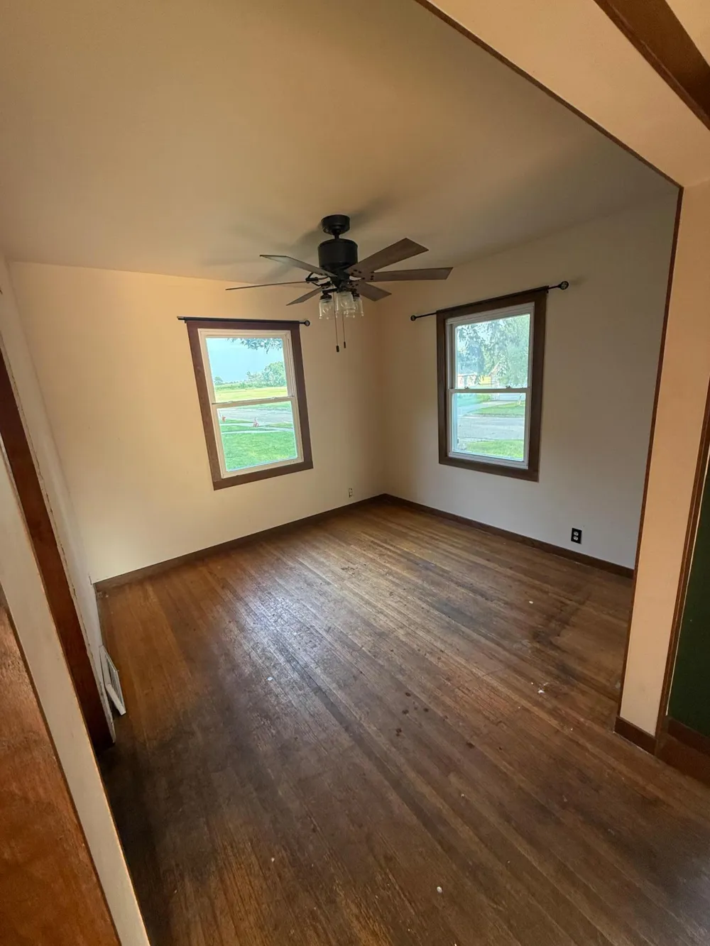 523 E 11th Street Gibbon, MN 55335