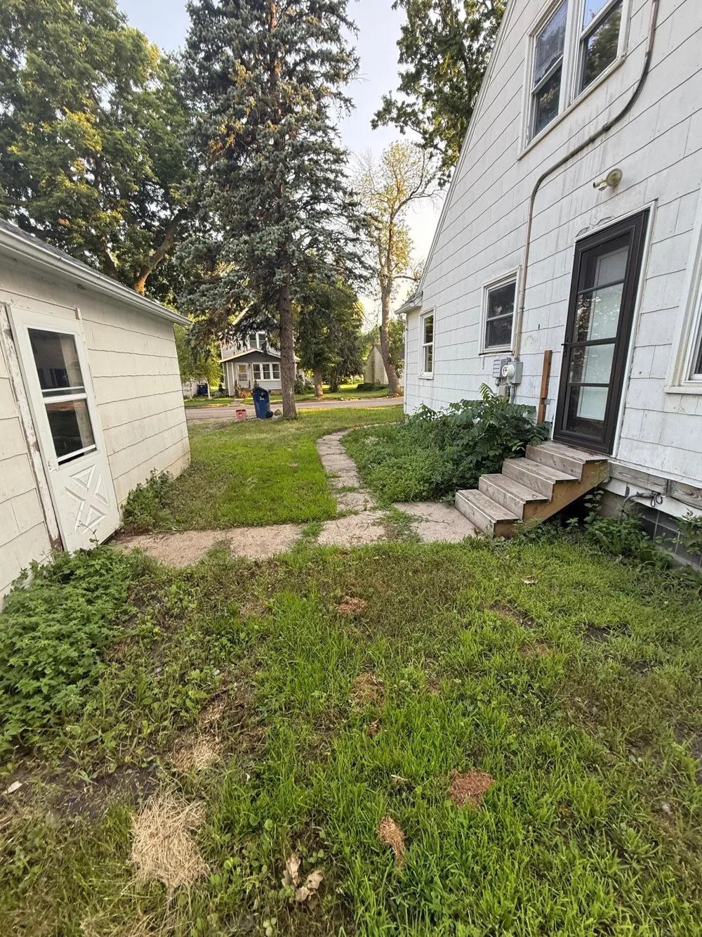 523 E 11th Street Gibbon, MN 55335