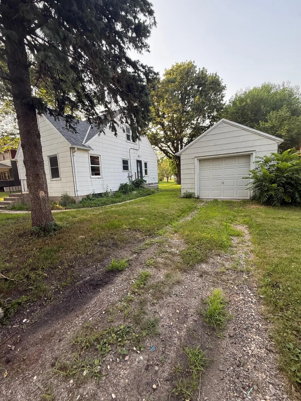 523 E 11th Street Gibbon, MN 55335