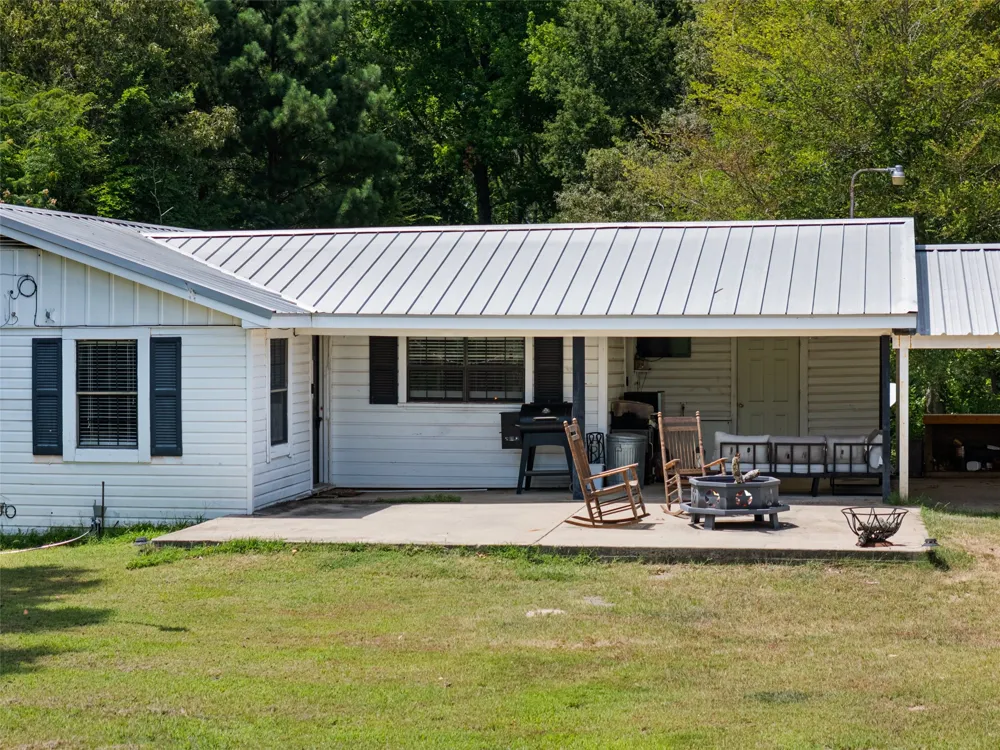 11932 Wisteria Ore City, TX 75683