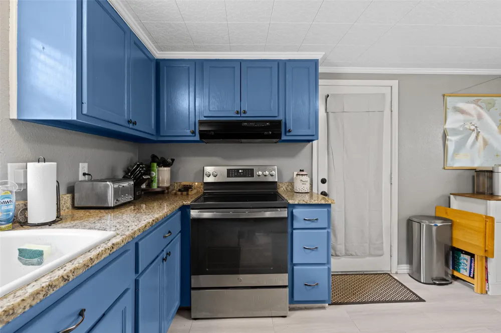 11932 Wisteria Ore City, TX 75683