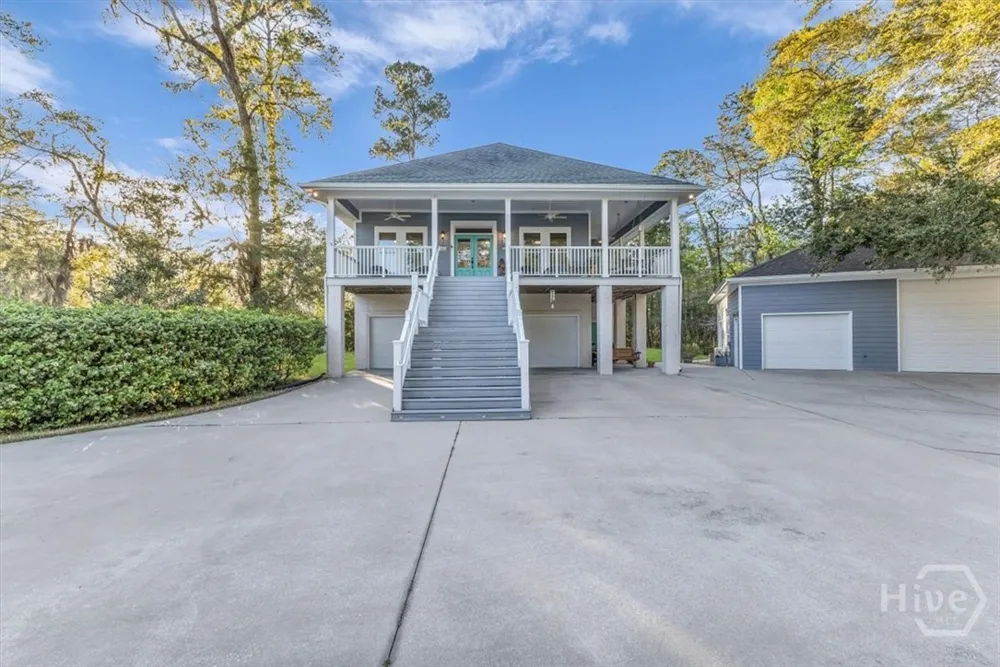 1039 Shell Point Cove Road NE Townsend, GA 31331
