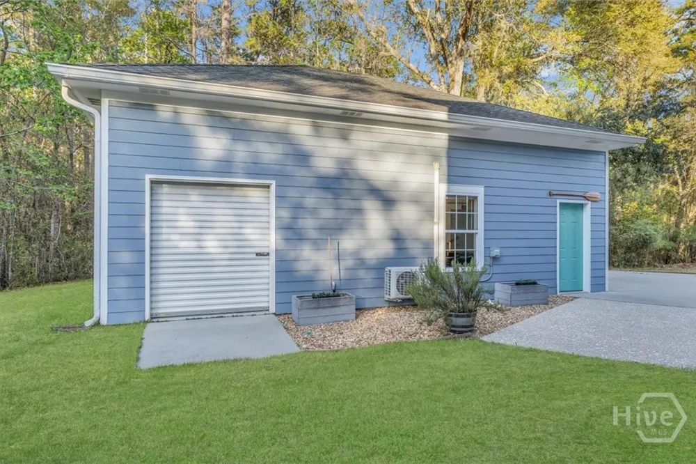1039 Shell Point Cove Road NE Townsend, GA 31331