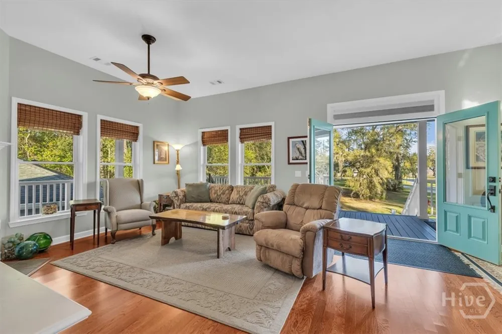 1039 Shell Point Cove Road NE Townsend, GA 31331