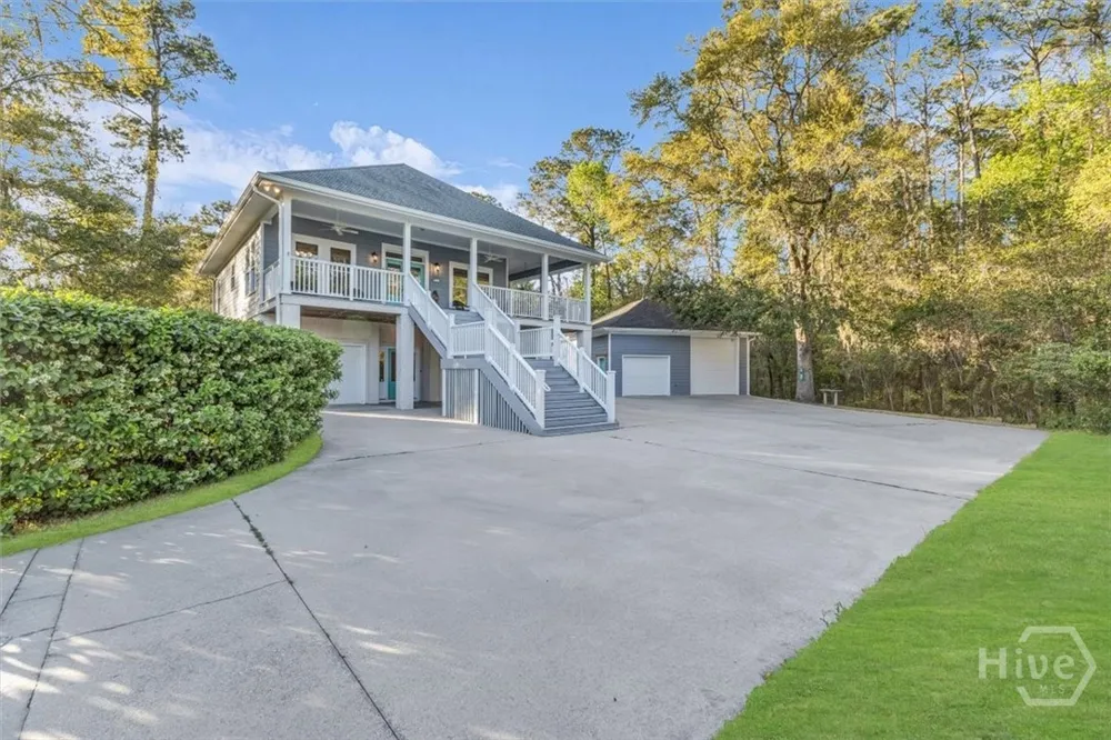 1039 Shell Point Cove Road NE Townsend, GA 31331