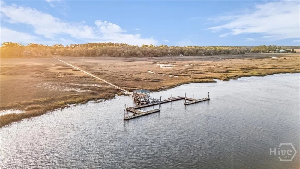 1039 Shell Point Cove Road NE Townsend, GA 31331