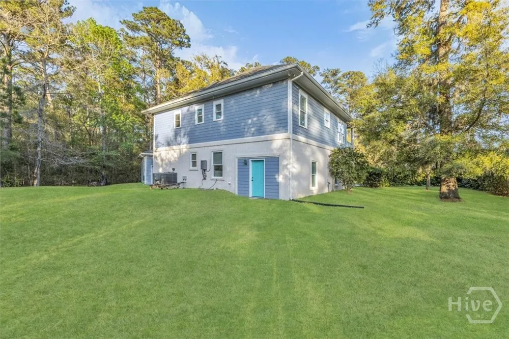 1039 Shell Point Cove Road NE Townsend, GA 31331