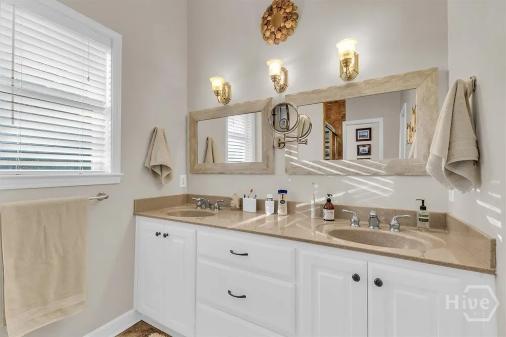 1039 Shell Point Cove Road NE Townsend, GA 31331