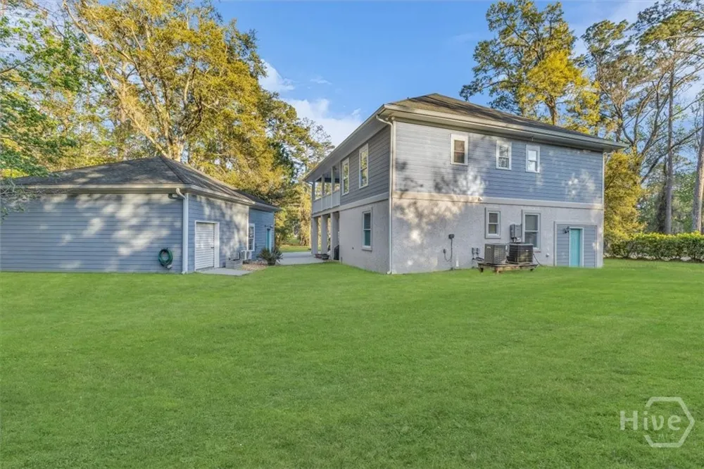 1039 Shell Point Cove Road NE Townsend, GA 31331