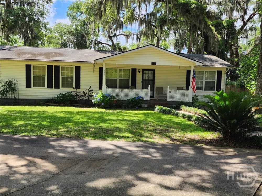 941 Lake Drive Midway, GA 31320