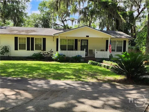 941 Lake Drive