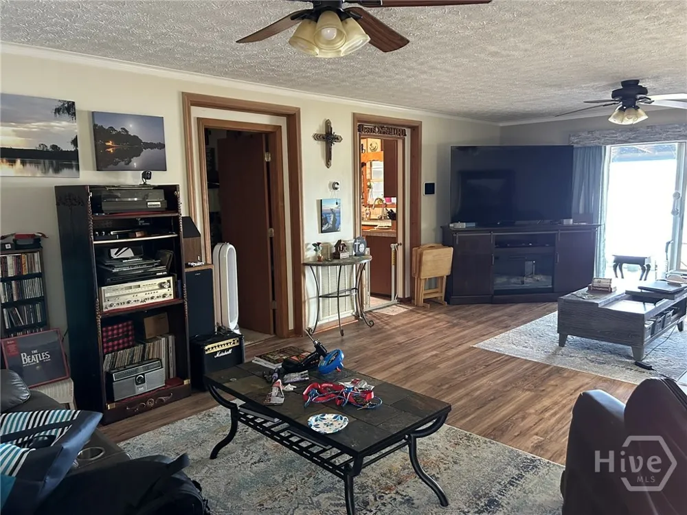 941 Lake Drive Midway, GA 31320