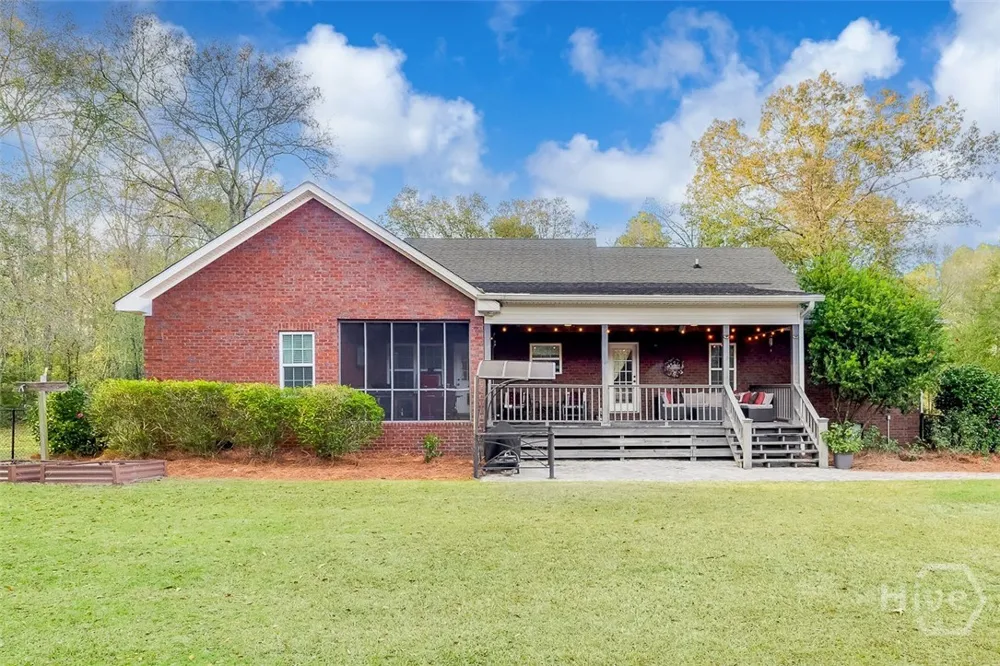 316 Hatcher Run Ellabell, GA 31308