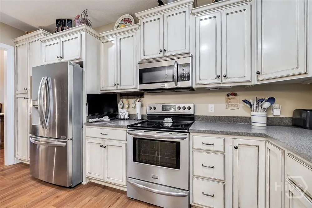 316 Hatcher Run Ellabell, GA 31308