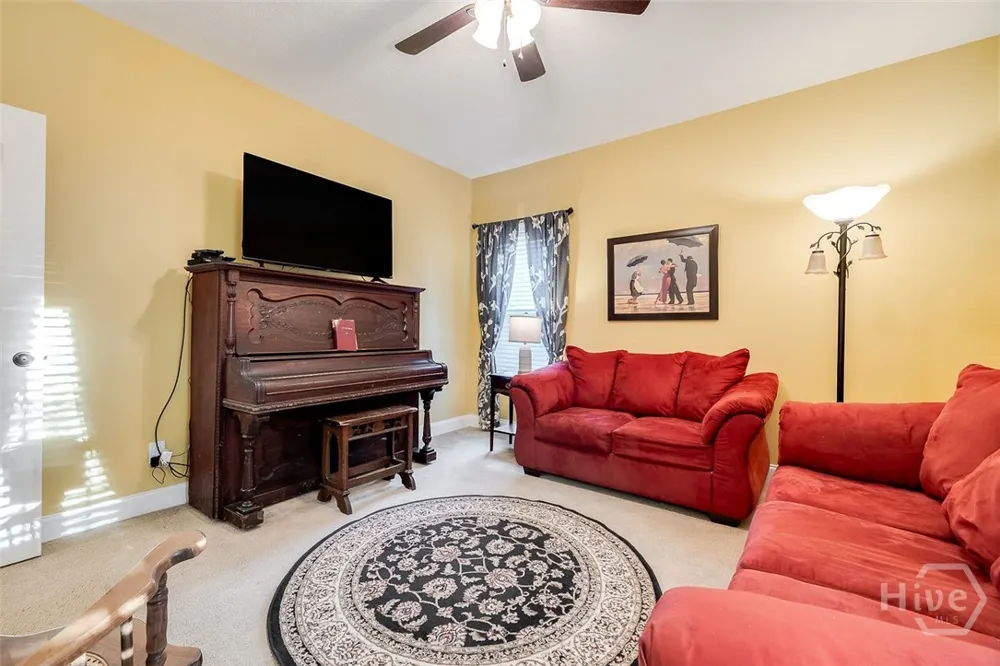 316 Hatcher Run Ellabell, GA 31308