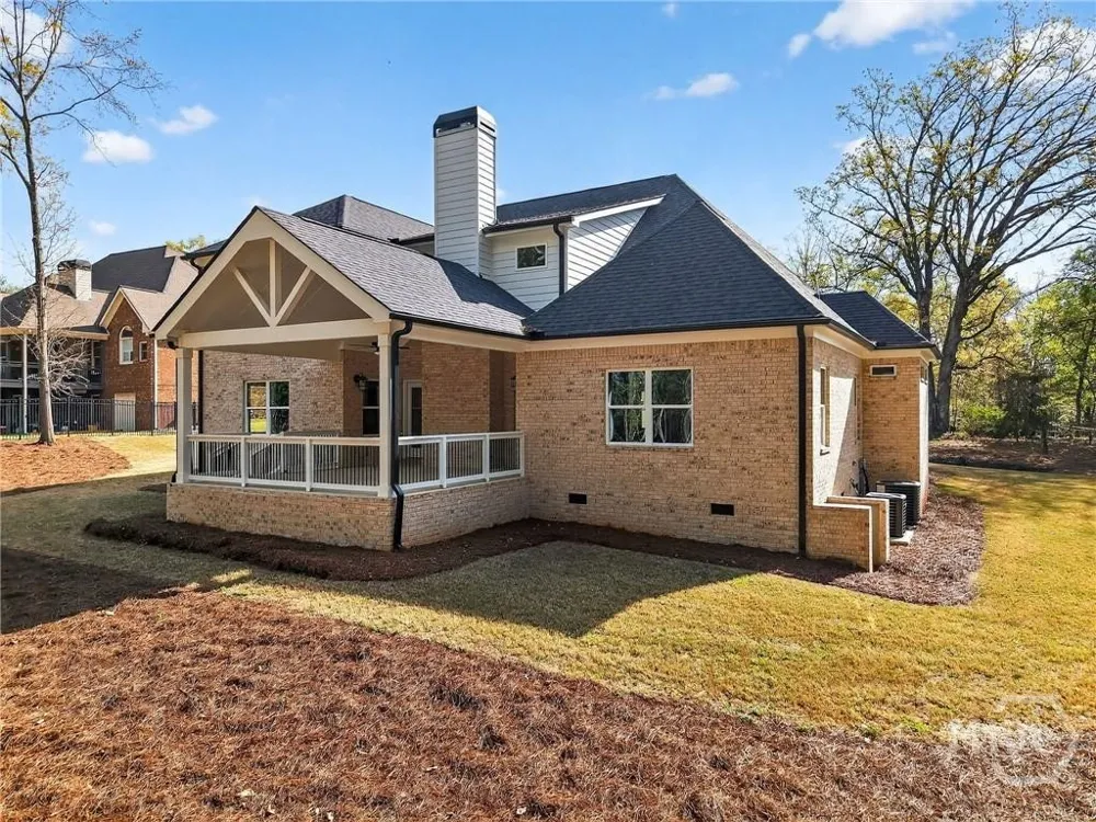 1091 Deer Trail Bishop, GA 30621
