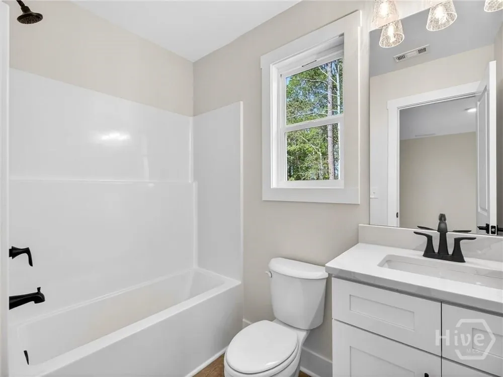 1091 Deer Trail Bishop, GA 30621