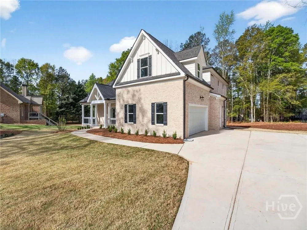 1091 Deer Trail Bishop, GA 30621
