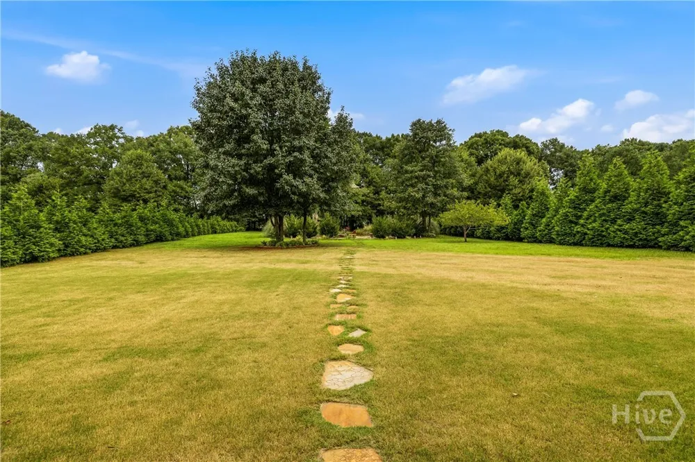 2200 Avalon Drive Bogart, GA 30622