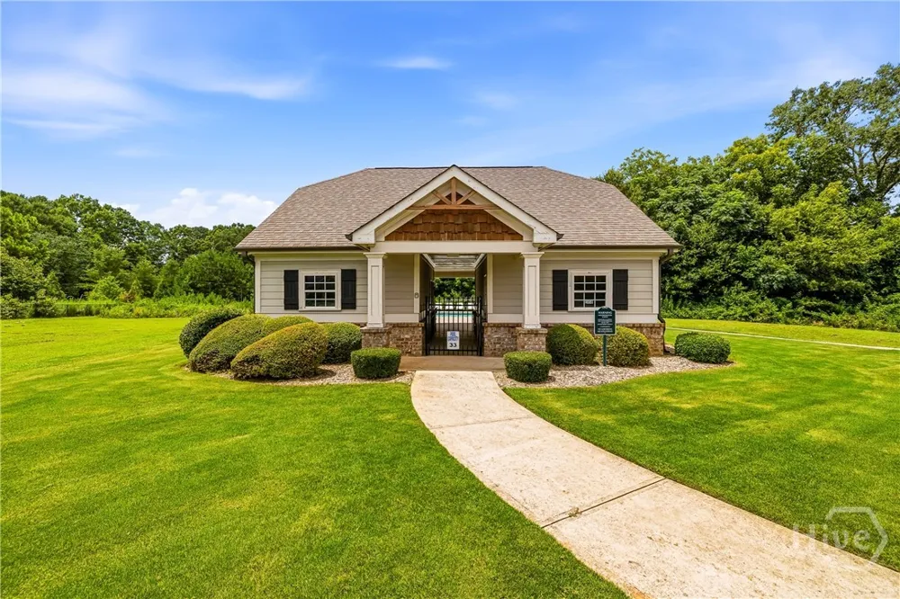 2200 Avalon Drive Bogart, GA 30622