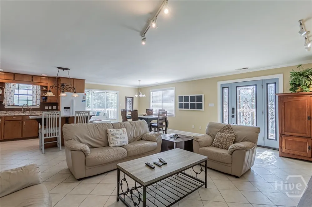 5 5th Avenue Tybee Island, GA 31328