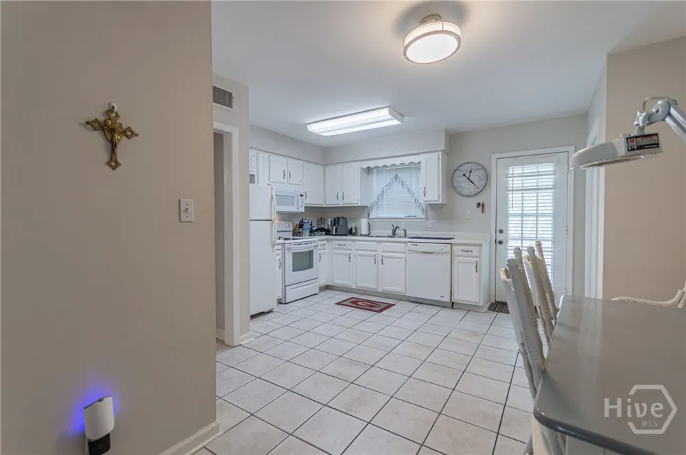 5 5th Avenue Tybee Island, GA 31328