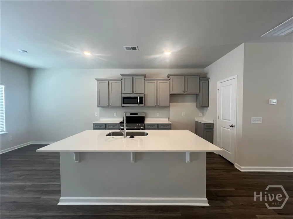 137 Simms Way Hinesville, GA 31313