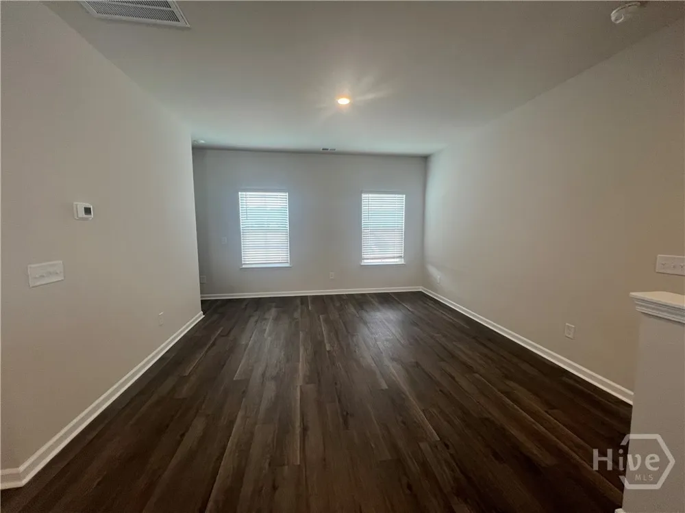 137 Simms Way Hinesville, GA 31313