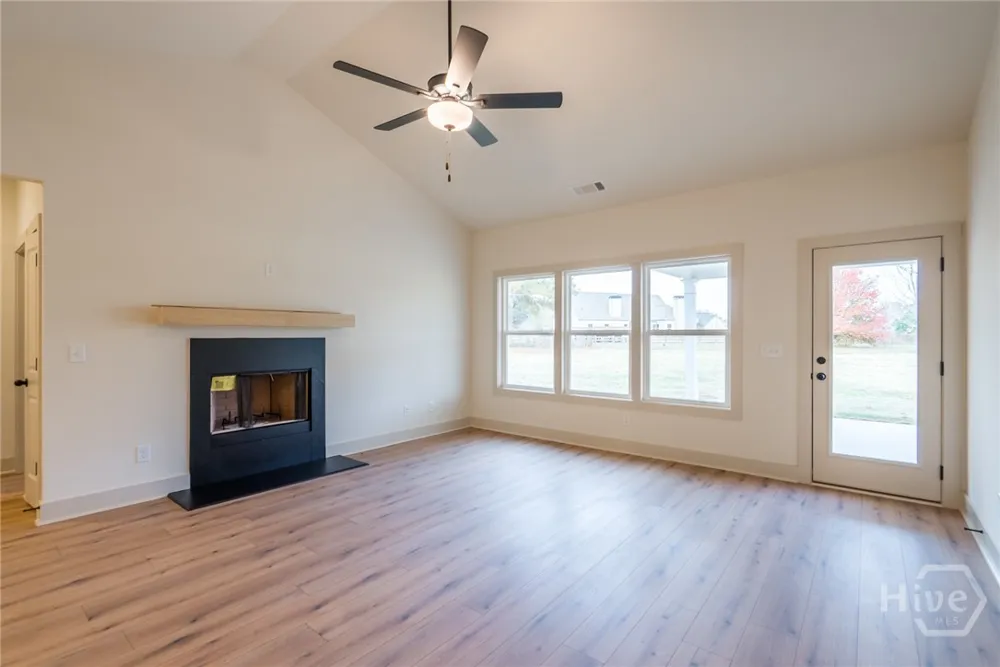 209 Squirrel Run Good Hope, GA 30641