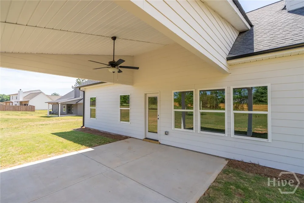 209 Squirrel Run Good Hope, GA 30641