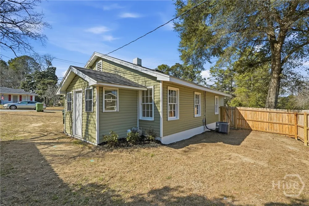 318 Peachtree Circle Sylvania, GA 30467
