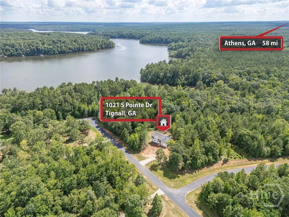 1021 Pointe S Tignall, GA 30668