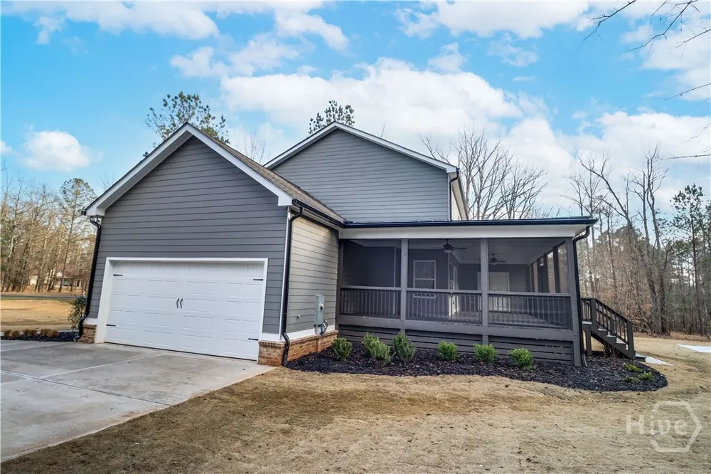 1021 Pointe S Tignall, GA 30668