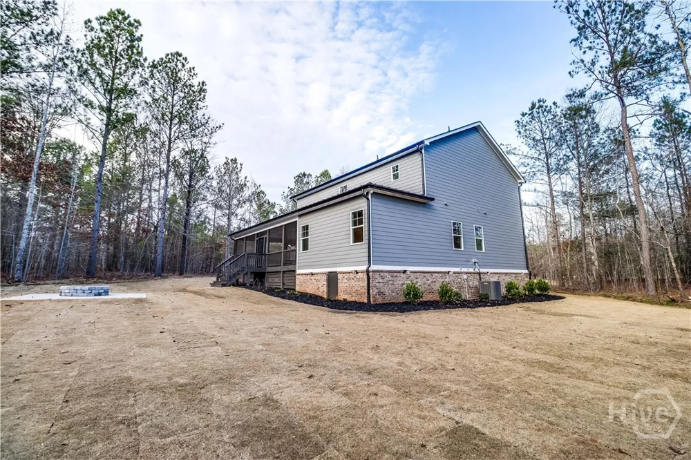 1021 Pointe S Tignall, GA 30668