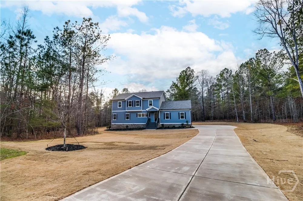 1021 Pointe S Tignall, GA 30668