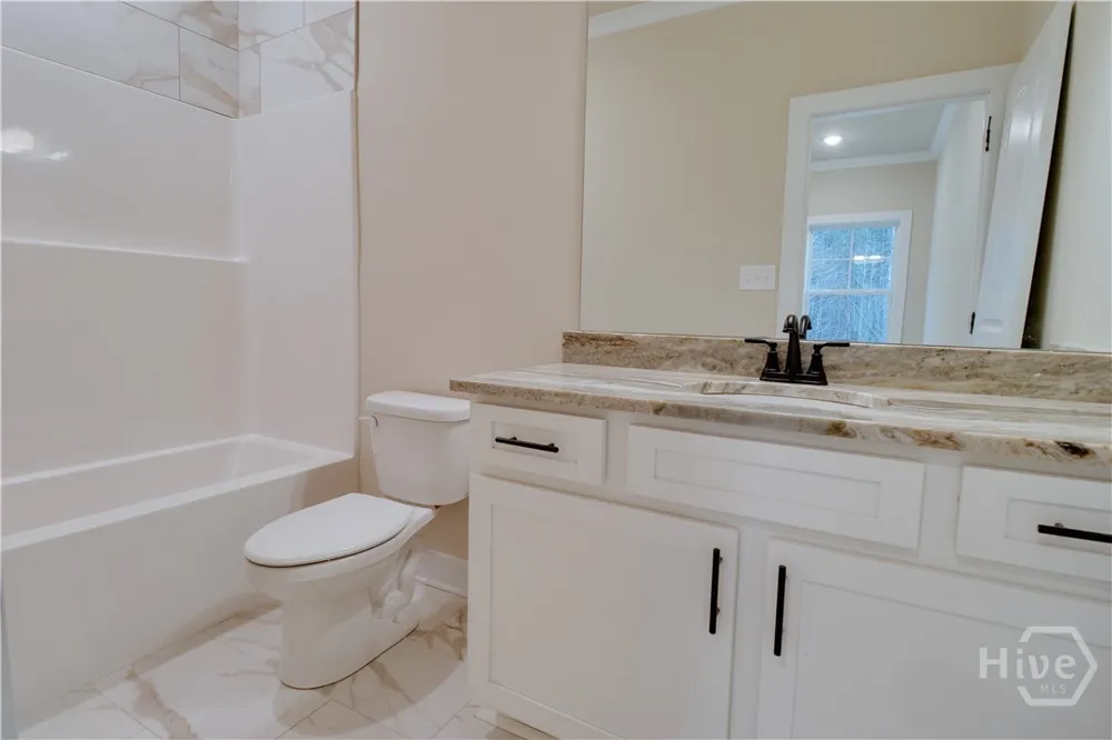 1021 Pointe S Tignall, GA 30668