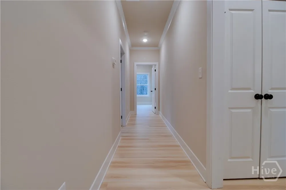 1021 Pointe S Tignall, GA 30668
