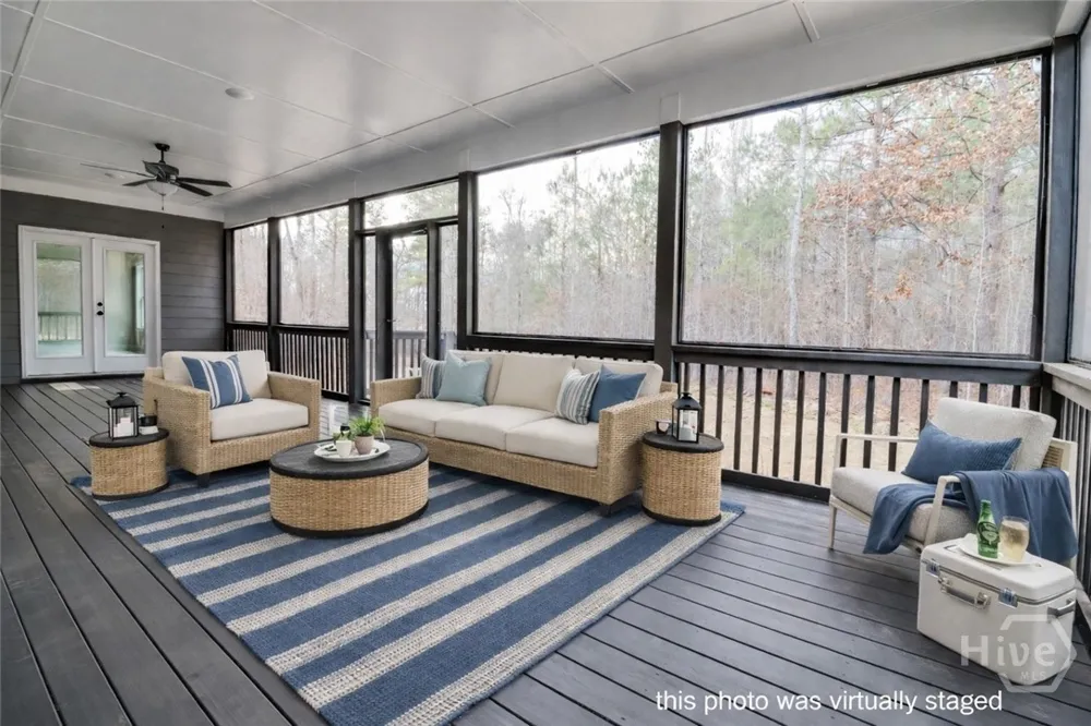 1021 Pointe S Tignall, GA 30668