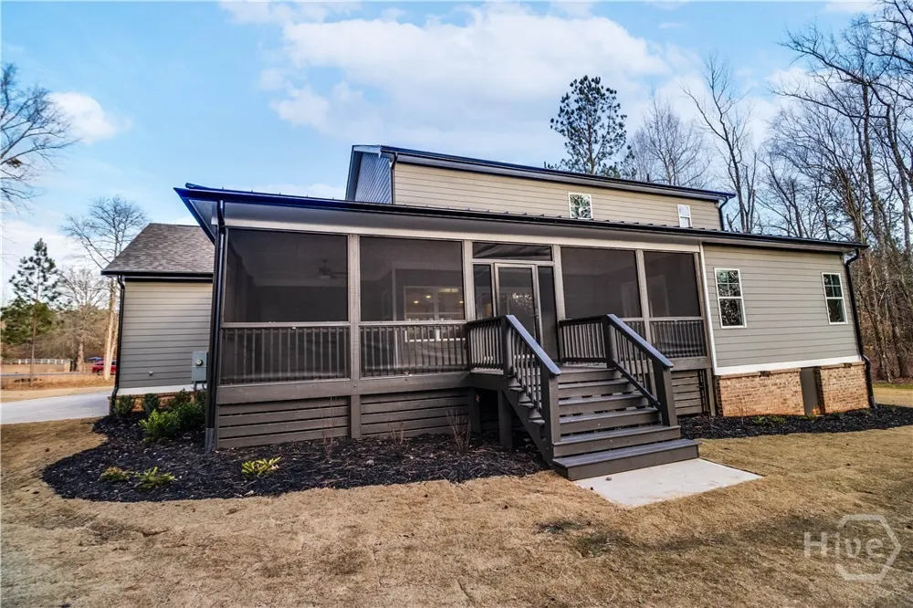 1021 Pointe S Tignall, GA 30668