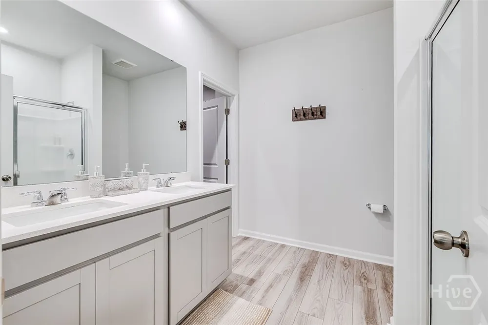 64 Shade Tree Drive Richmond Hill, GA 31324