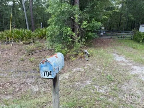 704 Mack English Road